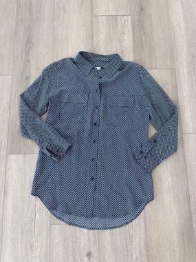 Equipment signature silk long sleeve button down shirt pockets blue white XS